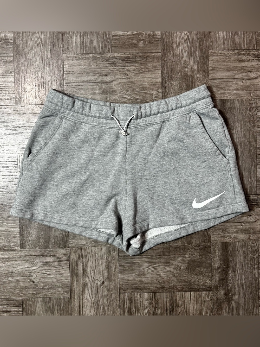 Women’s Nike Sportswear Club Fleece Shorts Size XS BQ7962-063